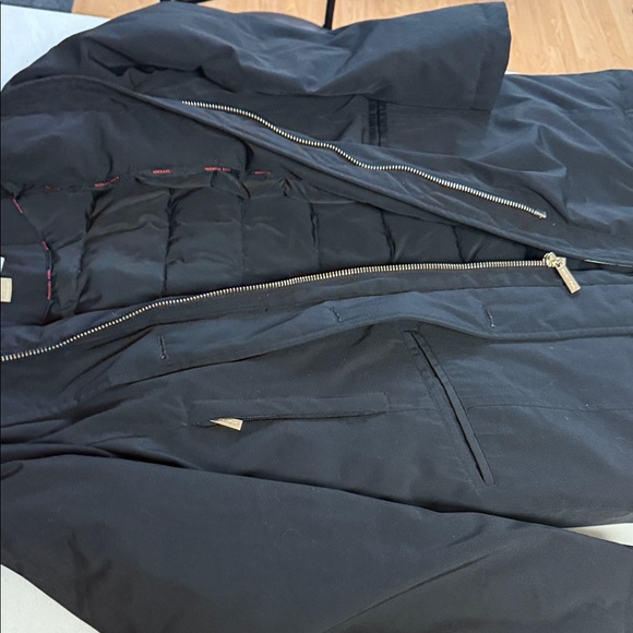 MICHAEL Michael Kors Black Fur-Trimmed Puffer Jacket - Picture 3 of 15